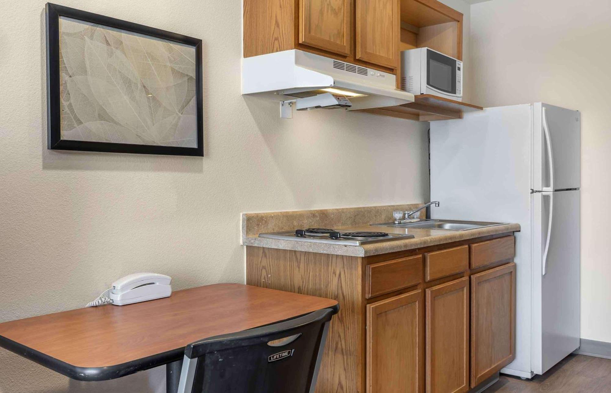 Extended Stay America Select Suites - Wichita - South Eksteriør billede