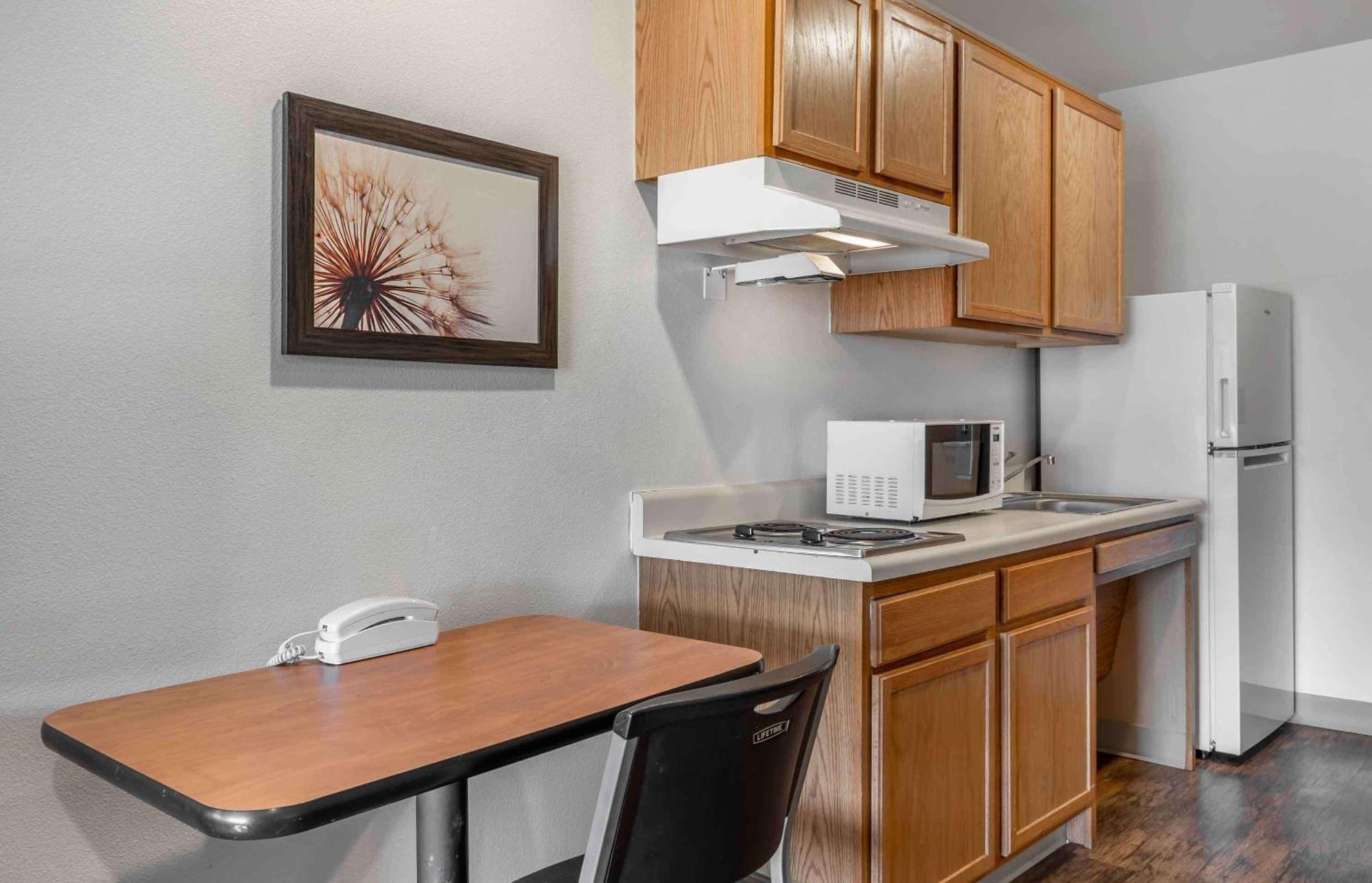 Extended Stay America Select Suites - Wichita - South Eksteriør billede